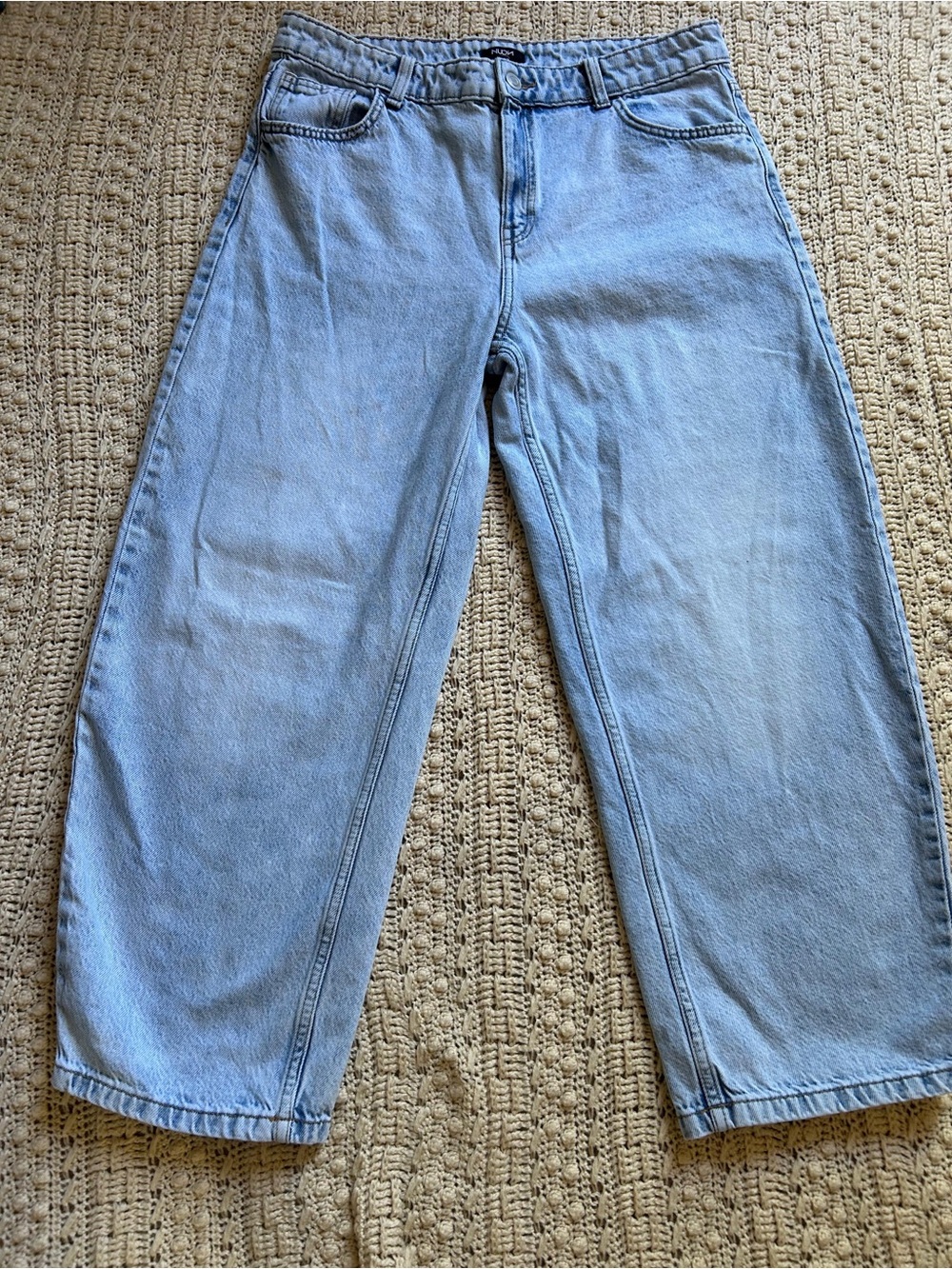 Light Blue Wide-Leg Women’s Jeans